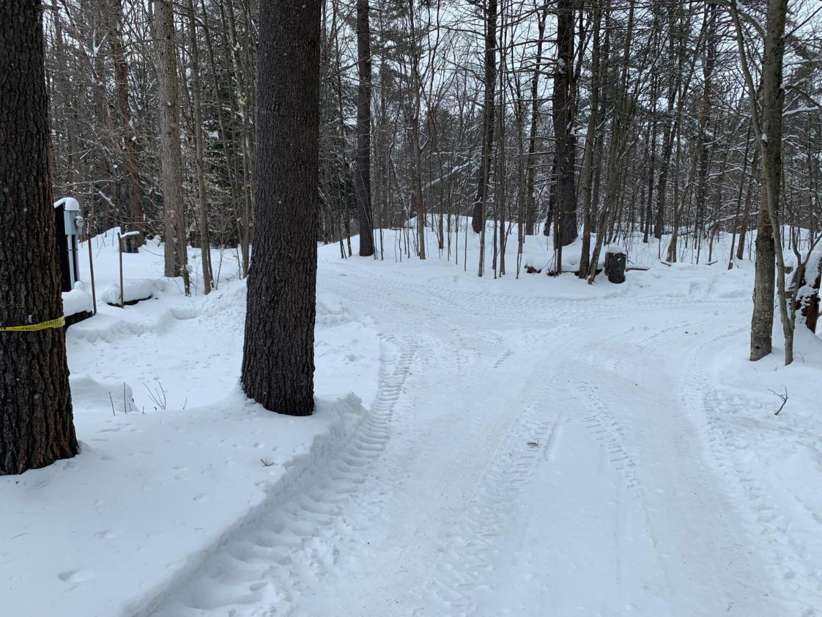 Country Living Bed and Breakfast Gravenhurst Esterno foto